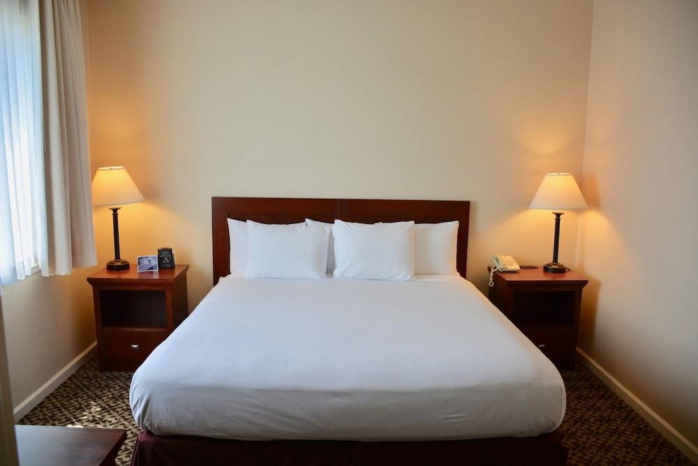 Doubletree By Hilton Hotel
